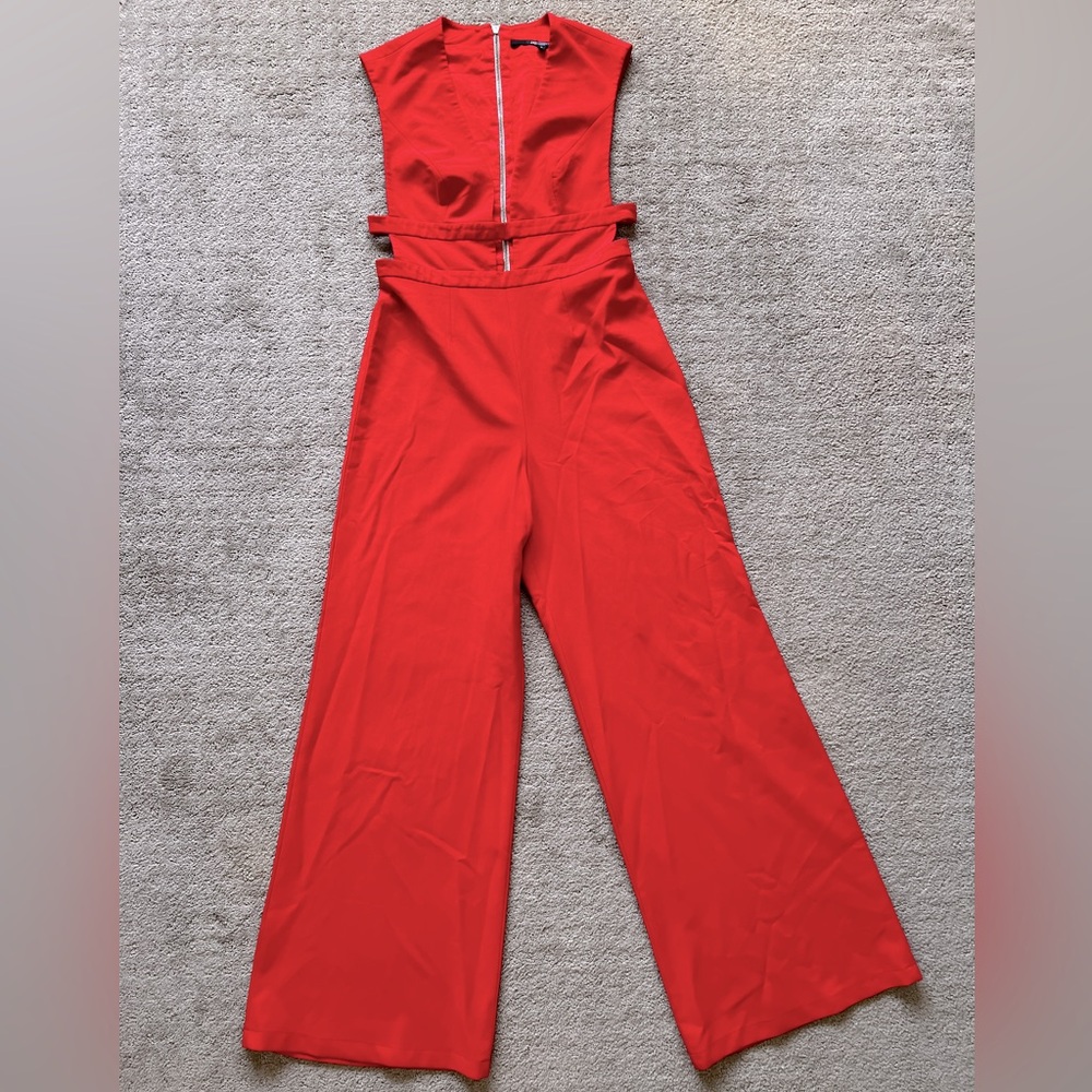 JAYGODFREY Red Sleeveless Jumpsuit with Wide-Leg Design